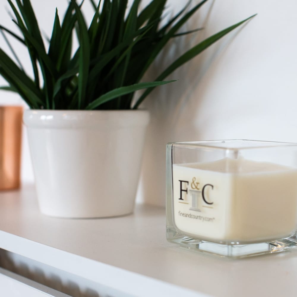 Branded soy candle 